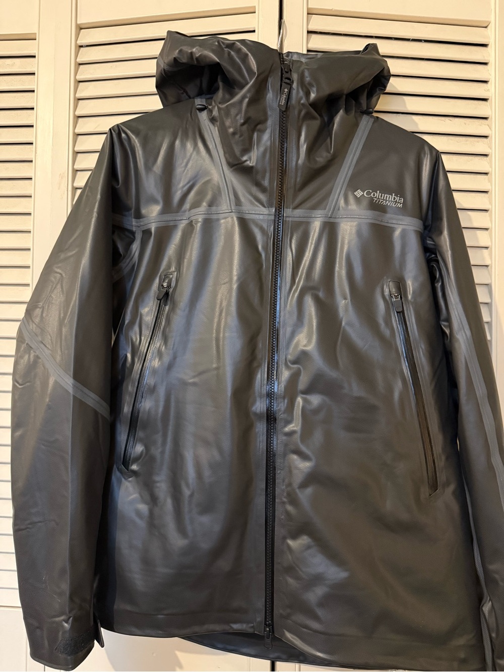 Women’s Black Columbia Titanium Waterproof Hooded Ski Jacket